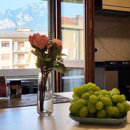 Casa Lariana Appartement Lecco Buitenkant foto
