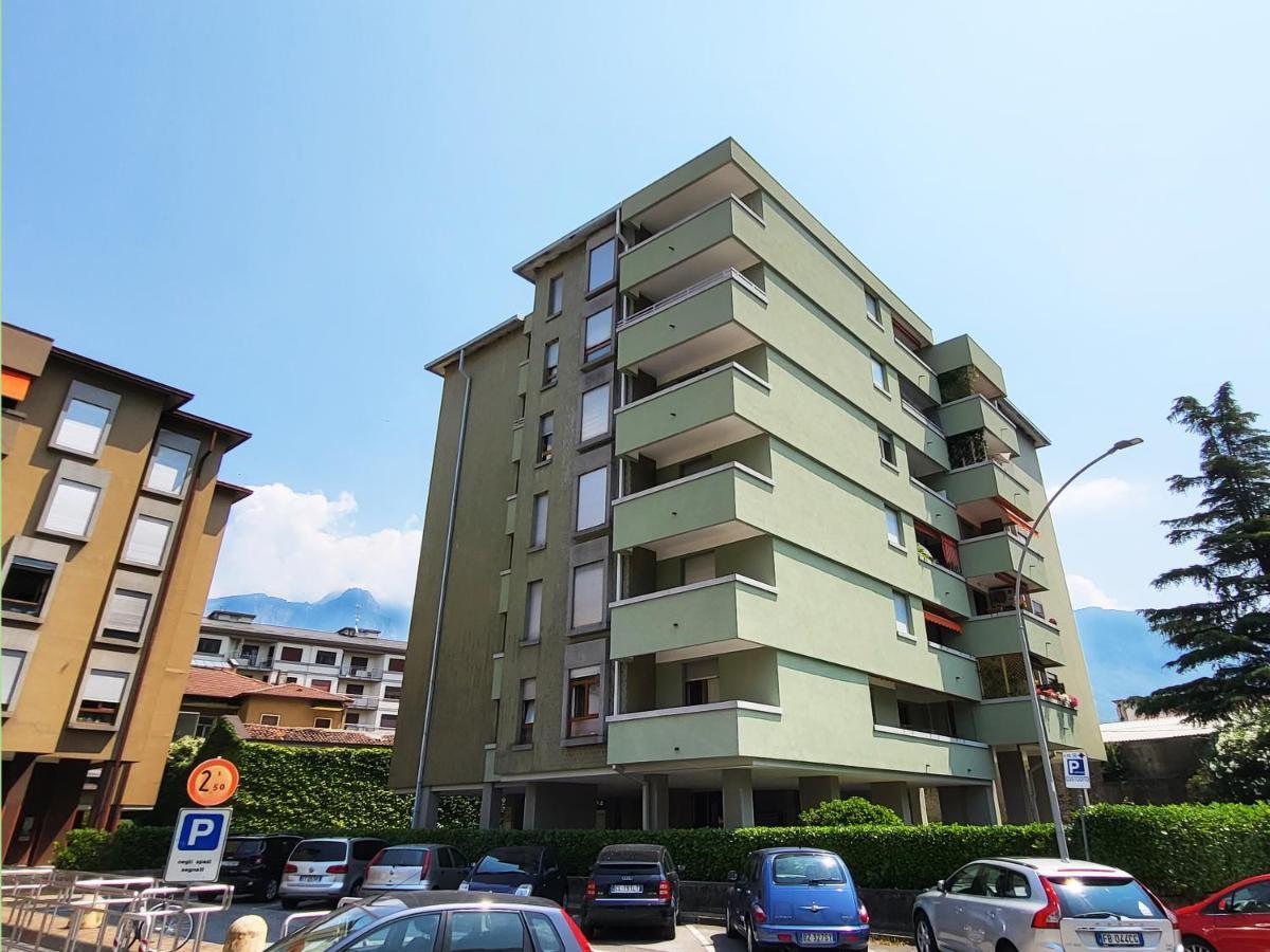 Casa Lariana Appartement Lecco Buitenkant foto
