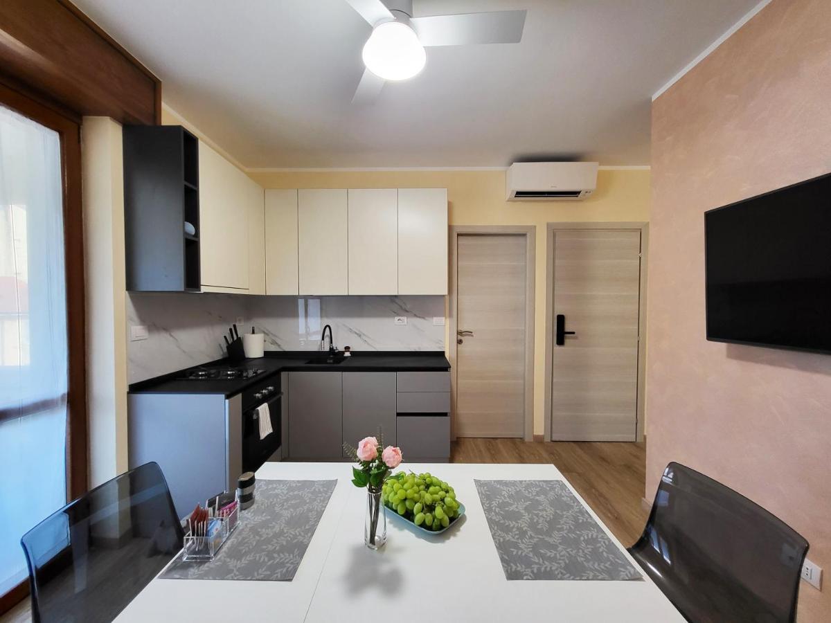 Casa Lariana Appartement Lecco Buitenkant foto